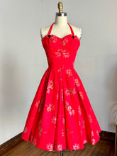 Load image into Gallery viewer, vintage 1950s red Hawaiian sun dress {xxs-xs}
