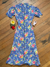 Load image into Gallery viewer, vintage 1930s floral rayon dressing gown {xs}