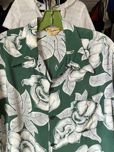 vintage 1940s green Hawaiian rayon shirt - loop collar