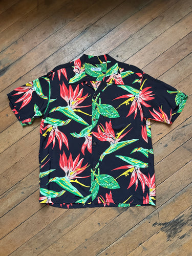 reproduction 1940s 50s style rayon Hawaiian shirt - loop collar