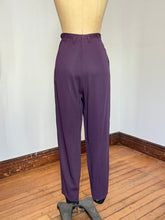 Load image into Gallery viewer, vintage 1940s slacks ski pants 28”W