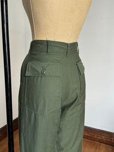 vintage 1950s OG-107 trousers