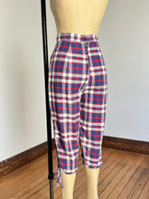 Load image into Gallery viewer, vintage 1950s plaid capri pants {s}