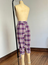 Load image into Gallery viewer, vintage 1950s plaid capri pants {s}