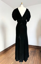 Load image into Gallery viewer, vintage 1930s black velvet gown {xs/s}