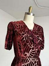 Load image into Gallery viewer, vintage 1930s sheer devoré velvet dress {m}