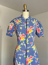 Load image into Gallery viewer, vintage 1930s floral rayon dressing gown {xs}