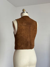 Load image into Gallery viewer, vintage 1940s leather vest {m}