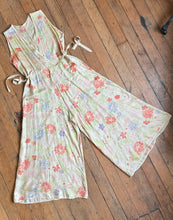 Load image into Gallery viewer, vintage 1930s pongee beach pajamas {m}