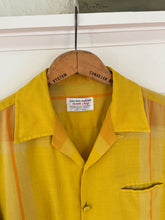 Load image into Gallery viewer, vintage 1960s plaid short sleeve shirt - loop collar
