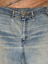 Load image into Gallery viewer, vintage 1970s Wranglers denim jeans 30W