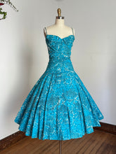 Load image into Gallery viewer, vintage 1950s novelty women print sun dress {s}