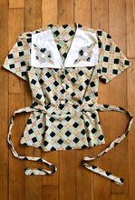 Load image into Gallery viewer, vintage 1940s cotton blouse