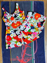 Load image into Gallery viewer, vintage 1960s floral short &amp; tunic set {m}