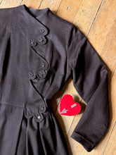 Load image into Gallery viewer, vintage 1940s brown wool princess coat {s}