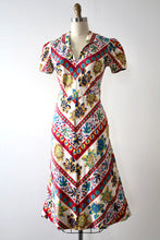 Load image into Gallery viewer, vintage 1930s novelty leaf dress