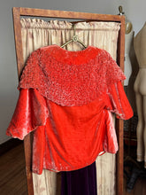 Load image into Gallery viewer, vintage 1930s velvet jacket {xs/s} 30s velvet opera coat
