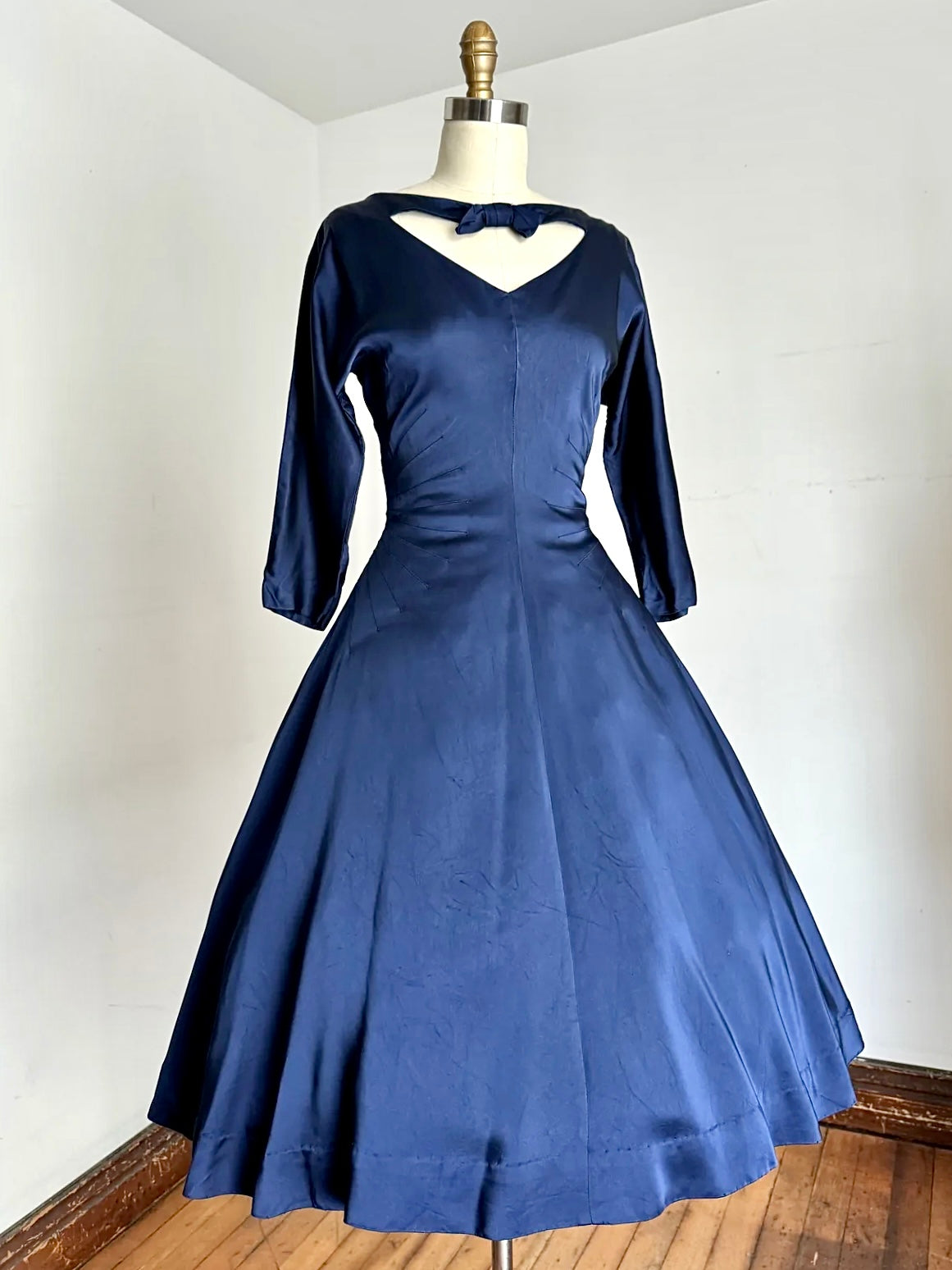 vintage 1950s navy evening dress {s} – Trunk of Dresses