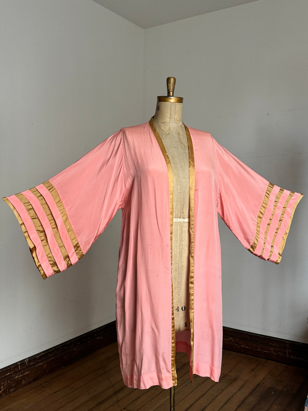 AS-IS vintage 1920s silk robe