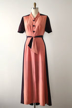 Load image into Gallery viewer, vintage 1940s two tone dress