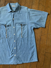 Load image into Gallery viewer, vintage 1970s chambray shirt