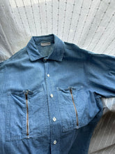 Load image into Gallery viewer, vintage 1970s chambray shirt