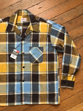 Load image into Gallery viewer, NOS vintage 1950s flannel shirt