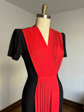 Load image into Gallery viewer, vintage 1940s black and red rayon gown {s}