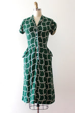 Load image into Gallery viewer, vintage 1940s green day dress