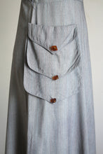 Load image into Gallery viewer, vintage 1950s bakelite button dress {m}