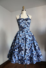 Load image into Gallery viewer, vintage 1950s blue Hawaiian dress {xs}
