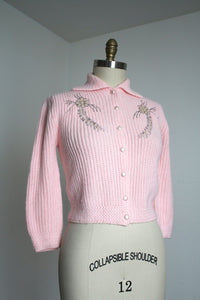 vintage 1950s pink cardigan {m}