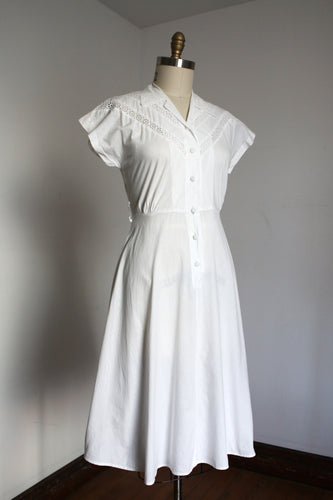 vintage 1940s 50s eyelet dress {m}