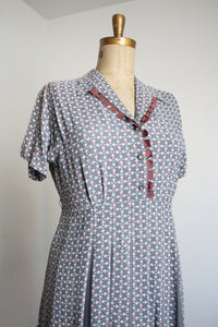 vintage 1940s fleur-de-lis rayon dress {XL/1X}