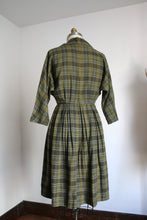 Load image into Gallery viewer, vintage 1950s plaid dress {m}