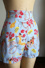 Load image into Gallery viewer, vintage 1940s Hawaiian shorts {xs}