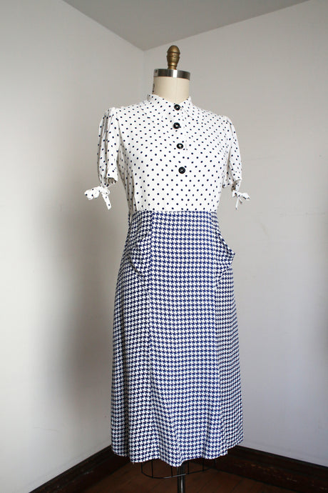 vintage 1930s rayon dress {m/l}