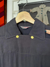Load image into Gallery viewer, vintage 1940s 50s gabardine pullover shirt