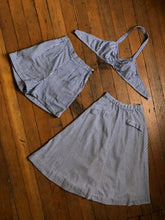 Load image into Gallery viewer, vintage 1940s 3pc play set {xs}
