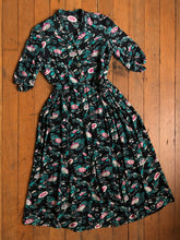Load image into Gallery viewer, vintage 1940s novelty rayon dress {s}