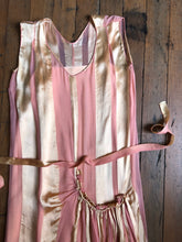 Load image into Gallery viewer, vintage 1920s pink striped dress {m}