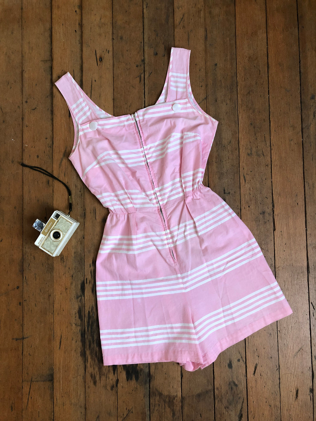 vintage 1950s pink romper {xs-s}