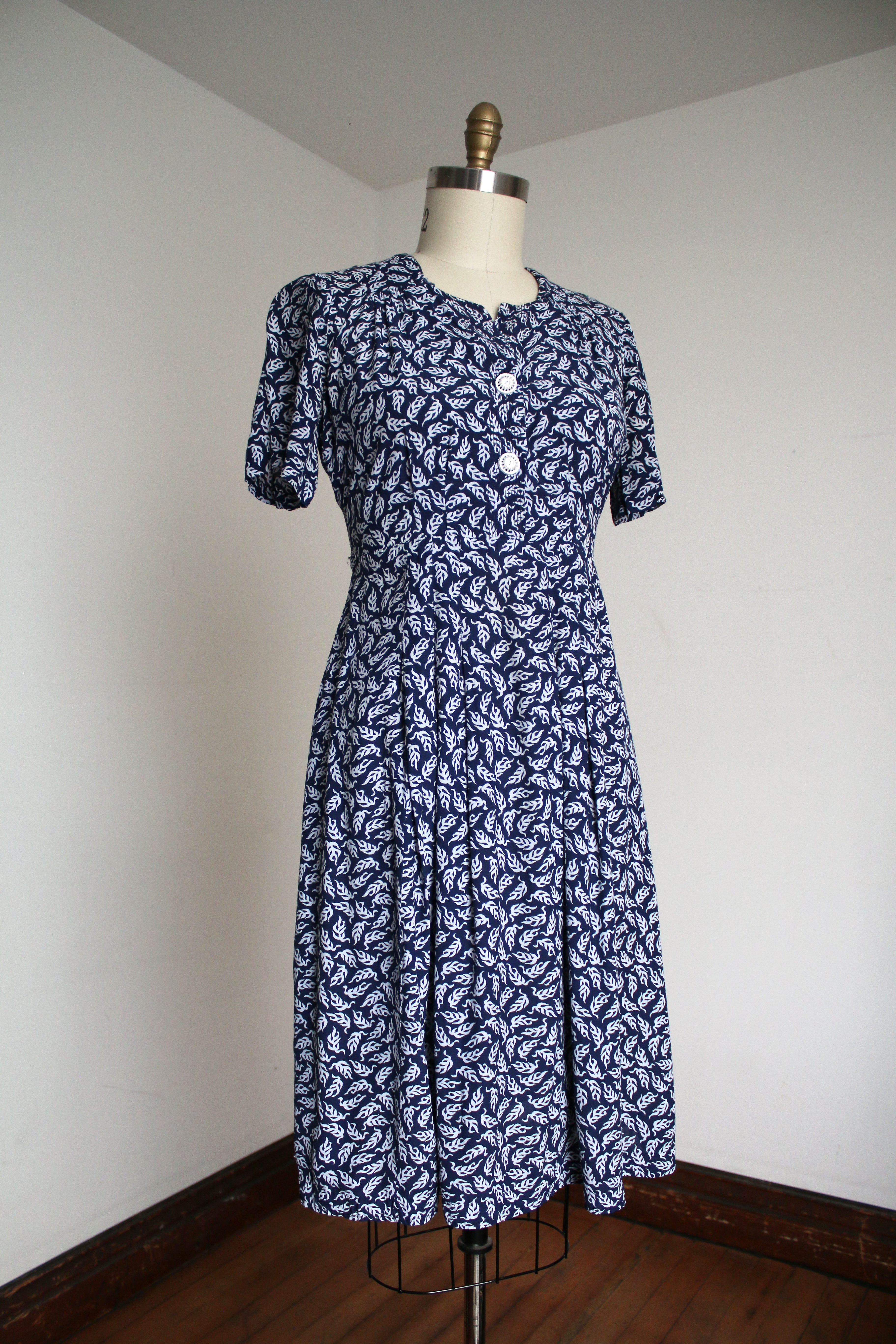 vintage 1940s blue trousers {m} – Trunk of Dresses