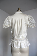 Load image into Gallery viewer, vintage 1940s embroidered top {xs-s}