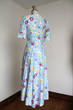 Load image into Gallery viewer, vintage 1930s 40s floral robe {s}