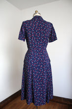 Load image into Gallery viewer, vintage 1940s rayon dress {m} AS-IS