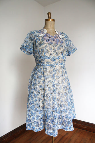 vintage 1950s sheer floral dress {XL}