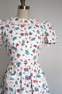 vintage 1930s strawberry dress {s}