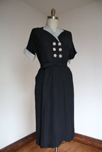 Load image into Gallery viewer, vintage 1940s rayon dress {m}