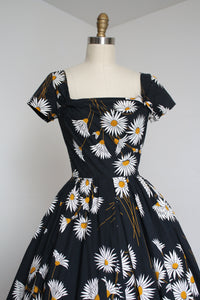 vintage 1950s daisy floral dress {xxs}